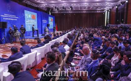 第二届哈中地区间合作论坛在阿拉木图举行