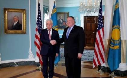 哈萨克斯坦外长会见美国国务卿