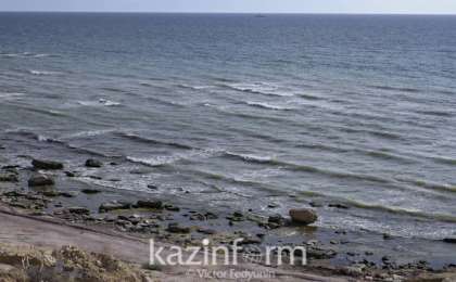 总统签署批准里海海域海上意外事件协定