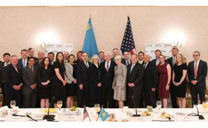 哈萨克斯坦和美国进一步加强经济伙伴关系