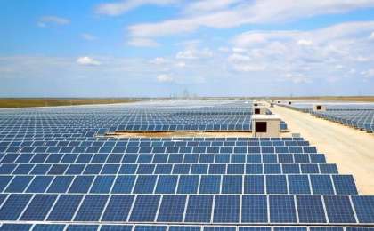 楚城地区正建造大型太阳能发电站