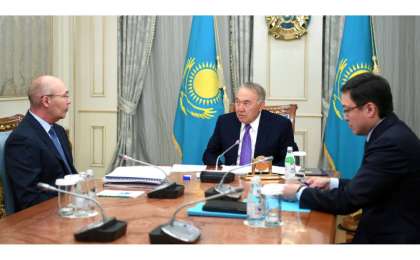 纳扎尔巴耶夫接见阿斯塔纳国际金融中心总裁
