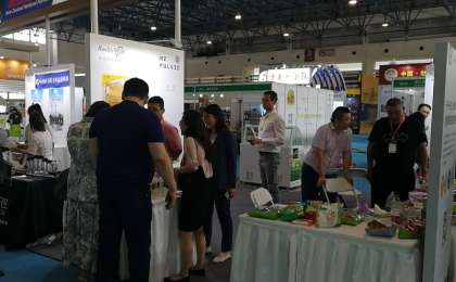 哈萨克斯坦农产品在第六届中国食安展亮相