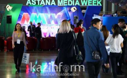 中国著名演员姜武将出席第三届阿斯塔纳媒体周