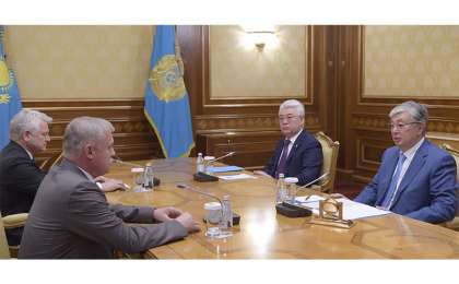 托卡耶夫总统会见白俄罗斯安全会议国务秘书