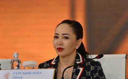 Айнұр Тұрсынбаева сатқан шұжықтардан жүн шықты: Айтыскер себебін түсіндірді (видео)