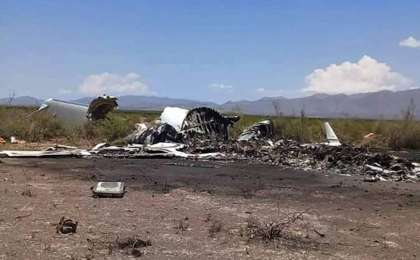 一架私人飞机在墨西哥坠毁机上13人全部遇难