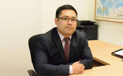 萨德克·阿克加诺夫出任总理新闻秘书