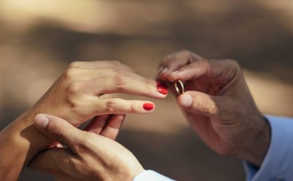 "Жолдасымның опасыздығын кешірдім": Келіншек күйеуіне қалай екі рет тұрмысқа шыққанын айтып берді