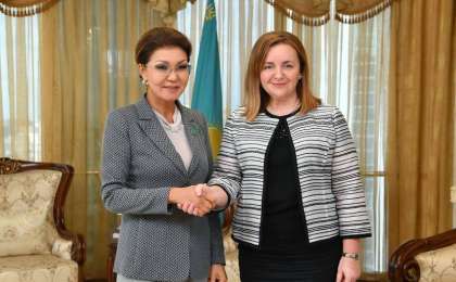 纳扎尔巴耶娃会见联合国秘书长特别代表娜塔莉亚•格尔曼