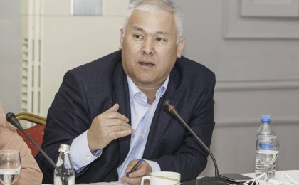 Мұрат Әбенов: Біздің билік үлкен қауіптің алдында тұр