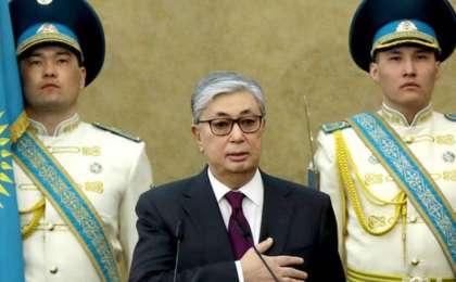 "Қазақ халқына қарсы сотты тоқтатыңыз!": Қоғам белсенділері Тоқаевқа ашық хат жазды