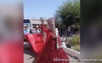 Жамбыл облысында мұғалімдер мектепке келген бақсыға ақша жинап берген