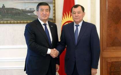 驻吉大使卸任前会见吉尔吉斯多位高层人士