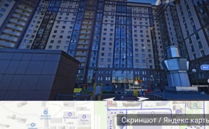 Үш ару 21 жастағы бойжеткенді терезеден лақтырып жіберген