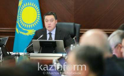 政府总理马明就公私合作问题下达工作任务