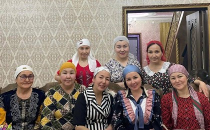 “Абысындар бір-бірін көре алмайды”: Жазира Байырбекова шындықты жайып салды