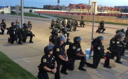 Америкалық саяси күштер АҚШ-тағы наразылықты қалай пайдаланып жатыр