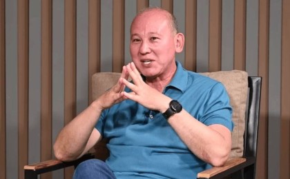 "Дариға Назарбаева екеуін таныстырдым": Мұхтар Жәкішов Рахат Әлиевпен бала кезден дос болғанын айтты