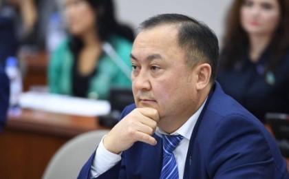 Бір шенеунік Мәжіліс сайлауына қатысудан бас тартты