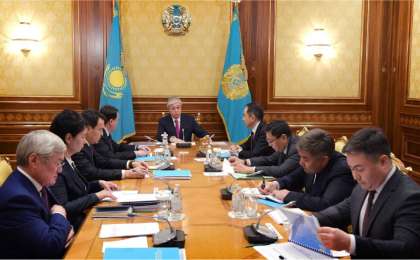 托卡耶夫总统主持召开会议讨论人民社会保障问题