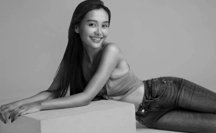 Мені белбеумен байлап, өзі шешінді: Актриса Фариза Ескермес өзін такси жүргізушісі зорламақ болғанын айтты