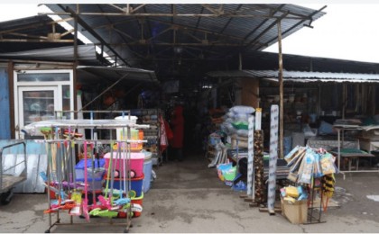 Мен үшін саяси мәселе жоқ - әкім Досаев Никольский базары туралы