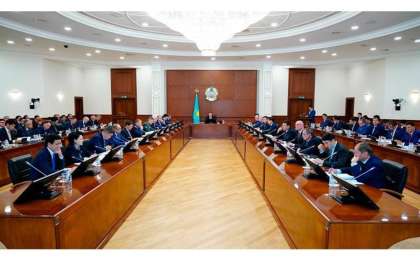 政府总理召开会议讨论最新国情咨文主要方向