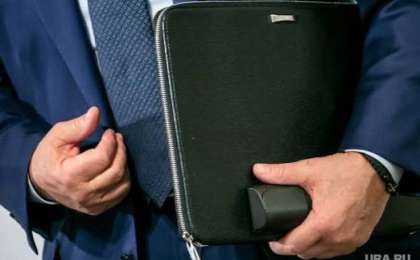 Премьер-Министр төрт айдан кейін жұмыстан қуылды