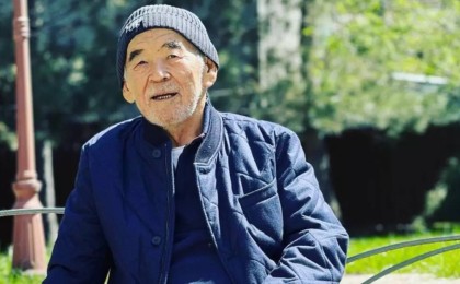 "Ес-түссіз жатқанымды көріп жылап кетіпті": Жүрсін Ерман шетелде ем алуына қаржылай көмектескен кім екенін айтты