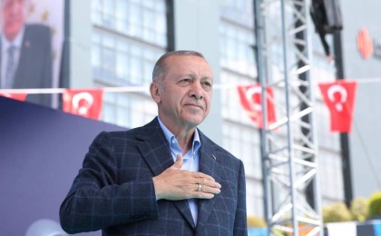 Ердоған Түркия президенттігіне сайлауда көш бастап тұр