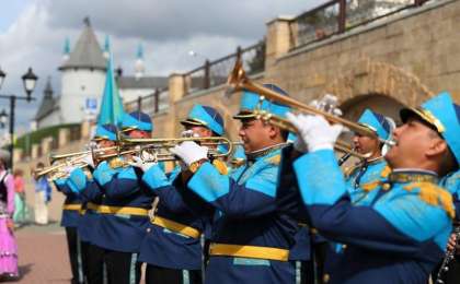 哈萨克斯坦近卫军军乐团参加“斯巴斯克塔”国际军乐节