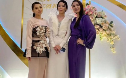 Қайрат Нұртастың жары өзін өзге келіндермен салыстырғандардың сазайын берді