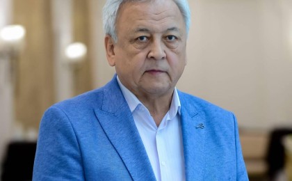 Мереке Құлкенов Қазақстан Жазушылар одағының төрағасы болып сайланды