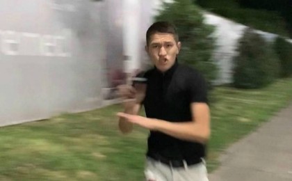 Алматының дәл ортасында әйелге шабуыл жасаған адамды полиция іздестіруде - Қазақстан жаңалықтары