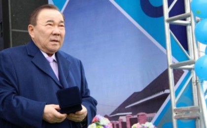 Болат Назарбаевтан тағы бір кәсіпкер 25 миллиард талап етуде