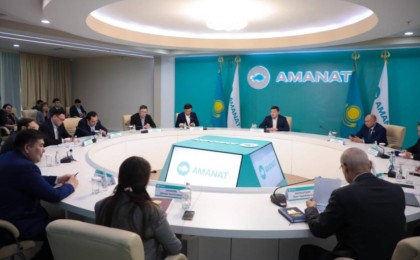 «AMANAT» партиясында қоғамдық кеңестердің жаңа басшылары таныстырылды