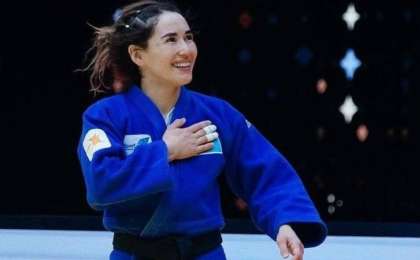 Әбиба Әбужақыноваға үшінші көлік сыйға берілді