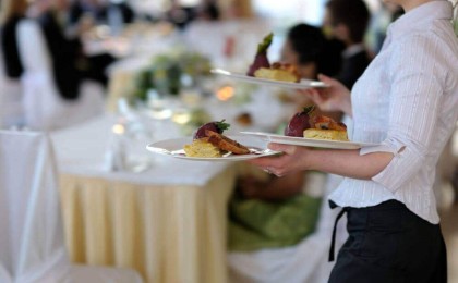 "Қырындап, тиісетін қонақтар жетерлік ": Қызылордалық даяшы күнделікті жұмысы туралы айтып берді