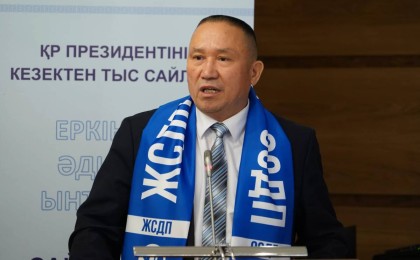 "Ұрлаған байлығын көрсетуден ұялмайды. Бұл халыққа түкіру!" – Мәжіліс депутаты