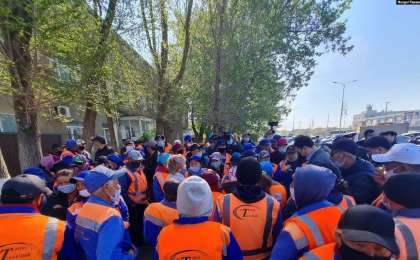 Нұр-Сұлтанда "Астана Тазалық" жұмысшылары наразылық білдірді