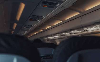 Домбырасын ұшаққа алып кіре алмаған айтыскерге қатысты дауға әуе компаниясы пікір білдірді