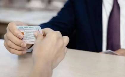 Прокуратура өзгеріс ұсынды: енді кейбір адамдар бірден жүргізуші куәлігінен айырылады