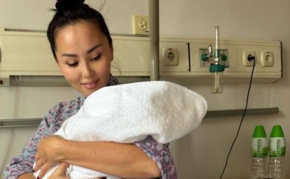 «Қазақ еліне +1 қыз»: Баян Алагөзова тағы қызды болды