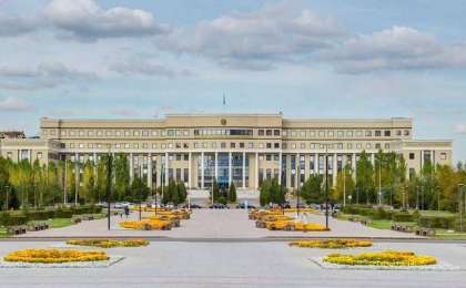 哈俄划界委员会会议在巴甫洛达尔举行