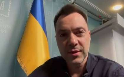 «Мұсылмандар мен қадыровшыларды шатастырмаңдар. Екеуі екі бөлек дүние» – Арестович (видео)