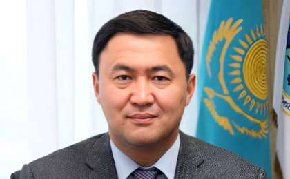 "Шығынды толық өтеді": Қайрат Сатыбалдының жазасы жеңілдетіліп, бас бостандығын шектеуге ауыстырылды