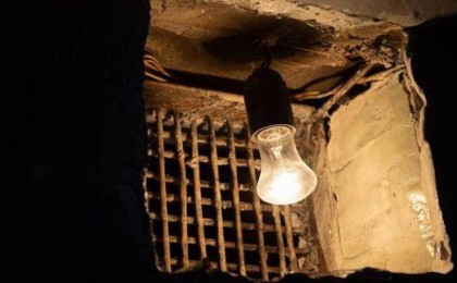 Ақтөбеде анасы мен баласын өлтірді деген күдікті тергеу изоляторында өз-өзіне қол жұмсады