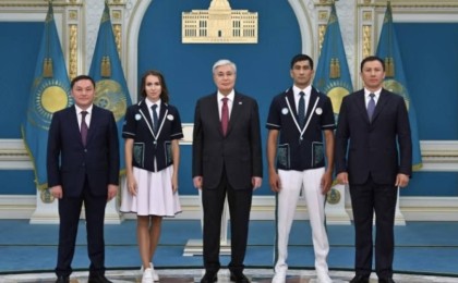 Президент Тоқаев Олимпиададан кейін қазақстандық спортшылар мен жаттықтырушыларды марапаттады