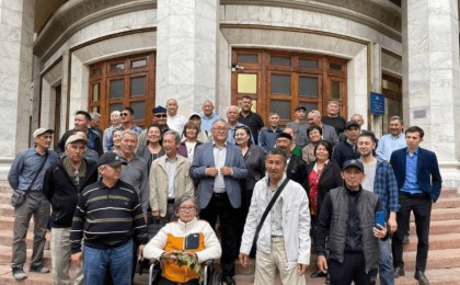 Қытаймен визасыз режим керек емес: «Халық парламенті» тағы кеңесті